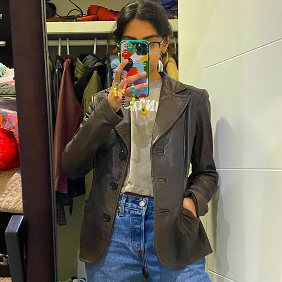 Danier Women’s Leather Jacket in Brown - Picture 5 of 5